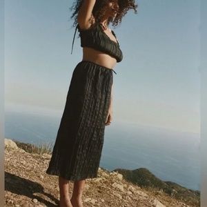 Doen Black Renaud Skirt Size Small